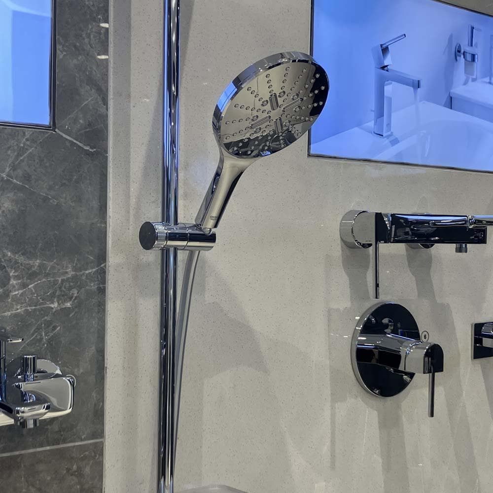 Bộ thanh trượt tay sen tắm 3 chế độ Rainshower SmartActive 150 GROHE 26593000