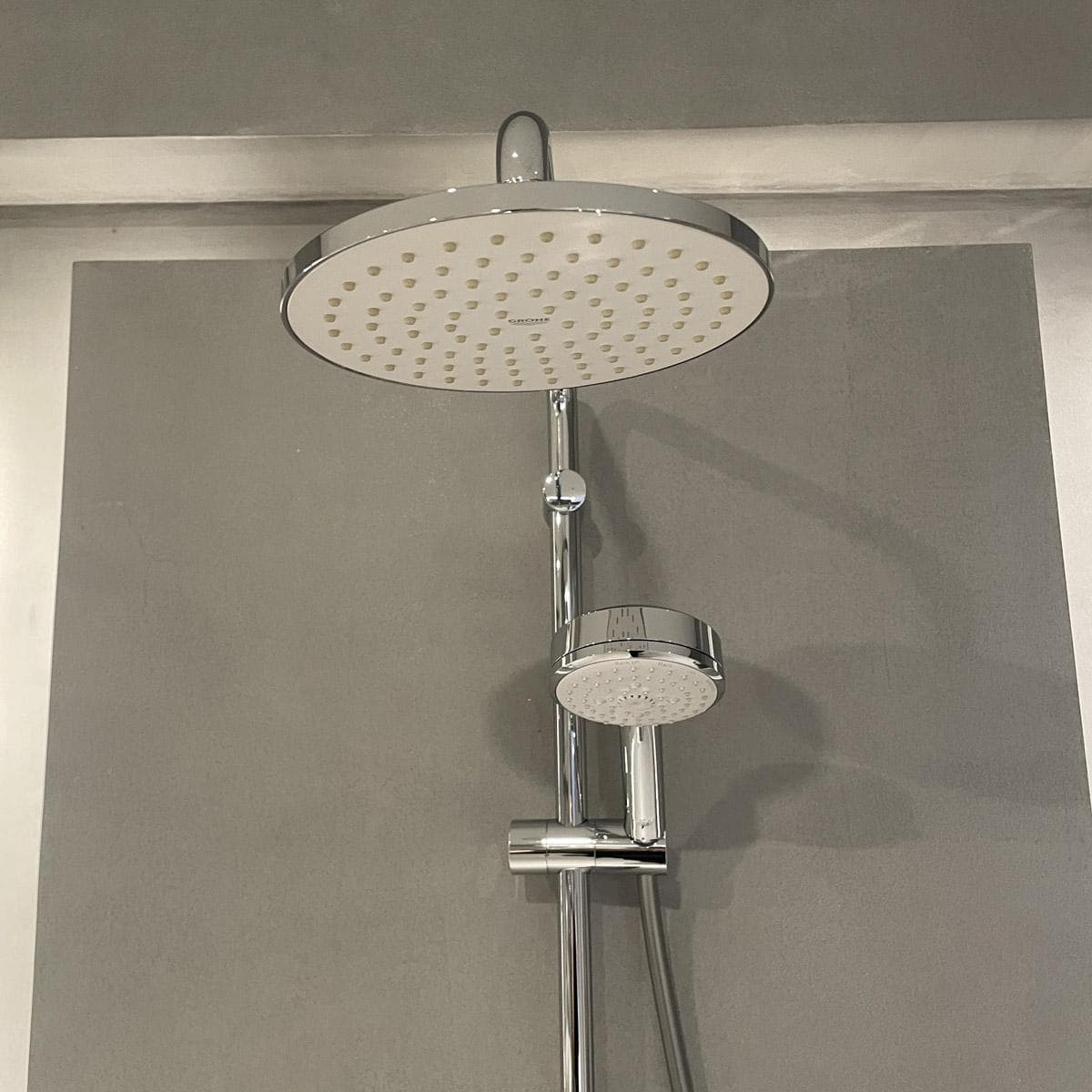 Sen cây tắm đứng GROHE 27394002 New Tempesta Cosmopolitan 200