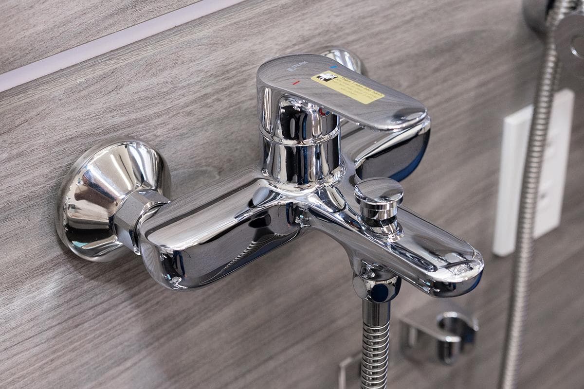Bộ sen tắm nóng lạnh INAX BFV-1403S-4C (BFV1403S4C)
