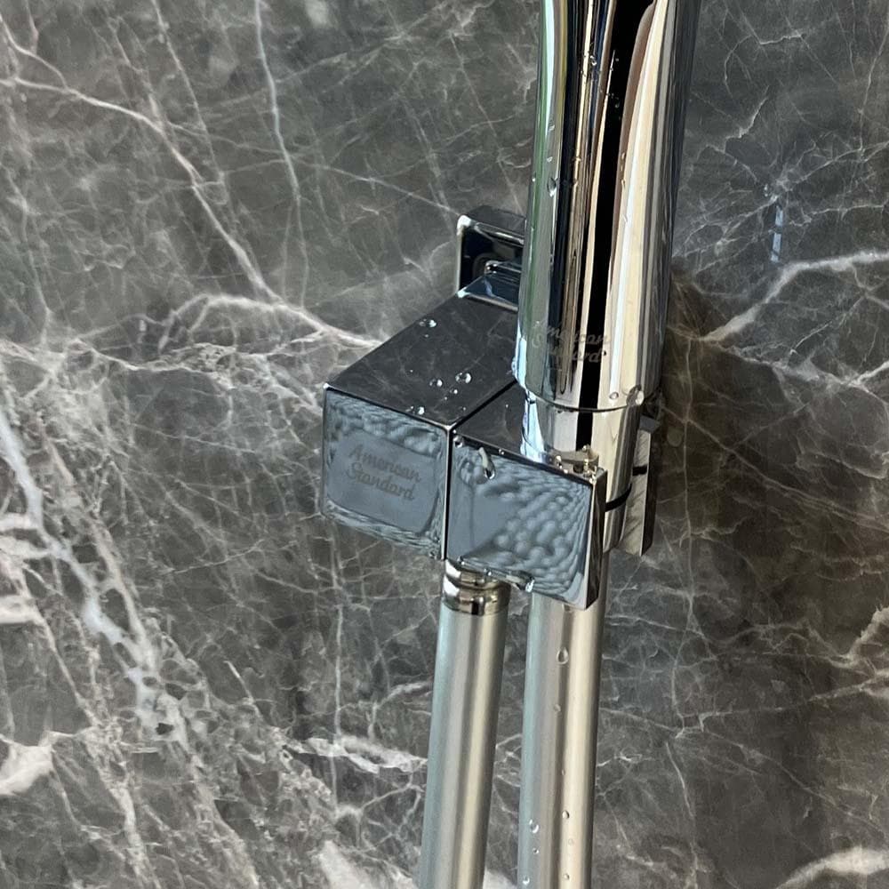 Cút nối tường tay sen American Standard FFAS9143HG