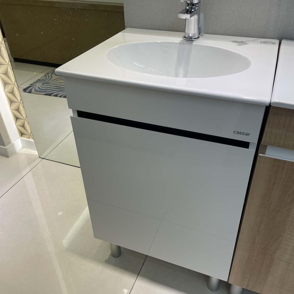Tủ chậu cabinet treo Caesar L5022+EH15022AV 50cm
