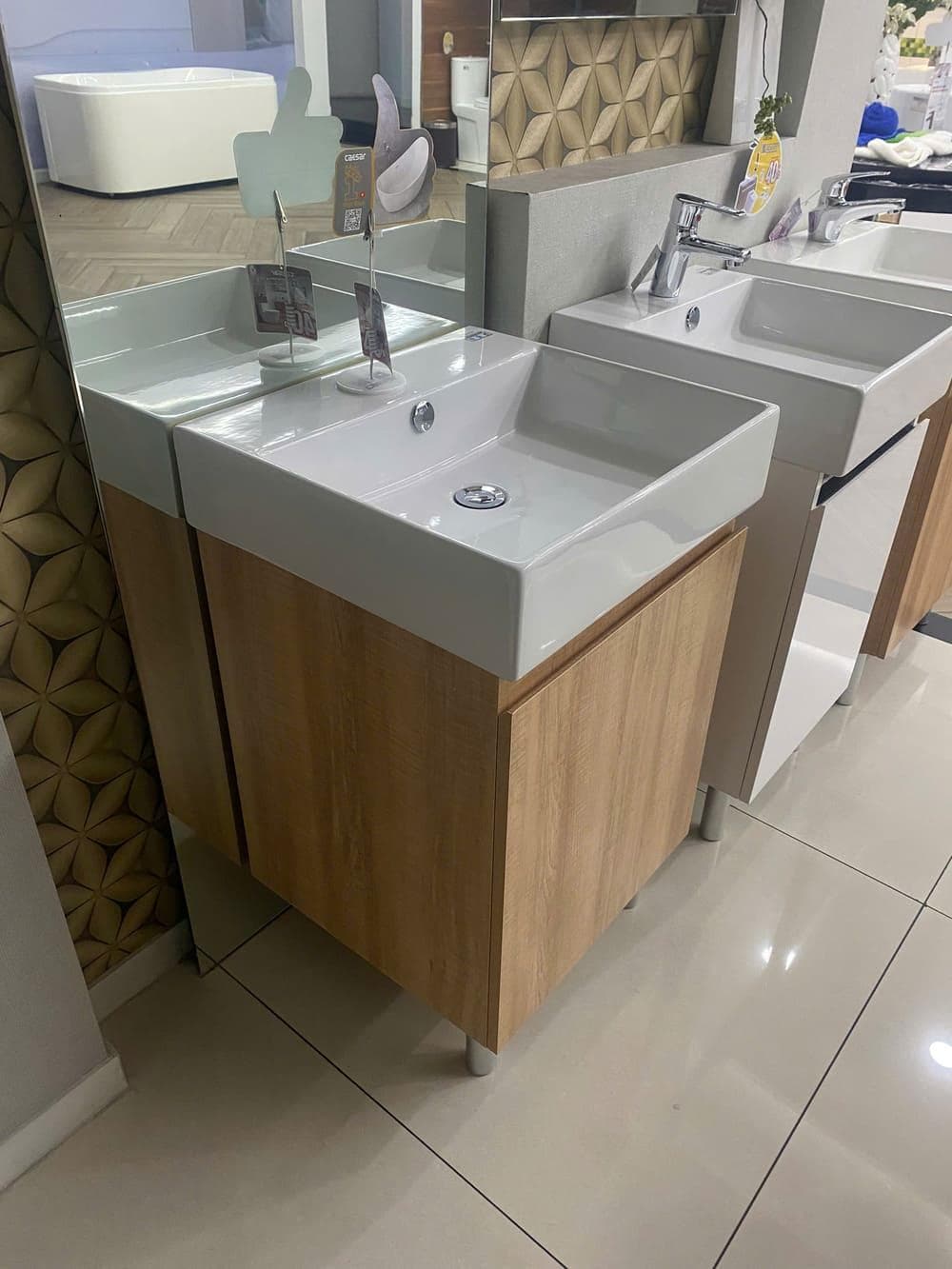 Tủ chậu cabinet treo Caesar LF5263+EH05263AW7V 50cm