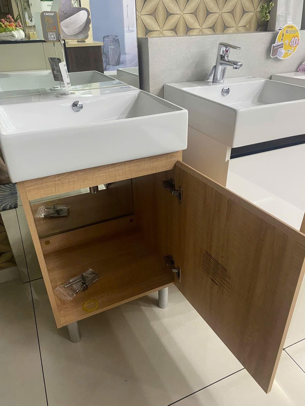 Tủ chậu cabinet treo Caesar LF5263+EH05263AW7V 50cm