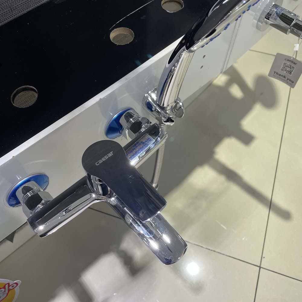 Bộ vòi sen tắm nóng lạnh Caesar S203C