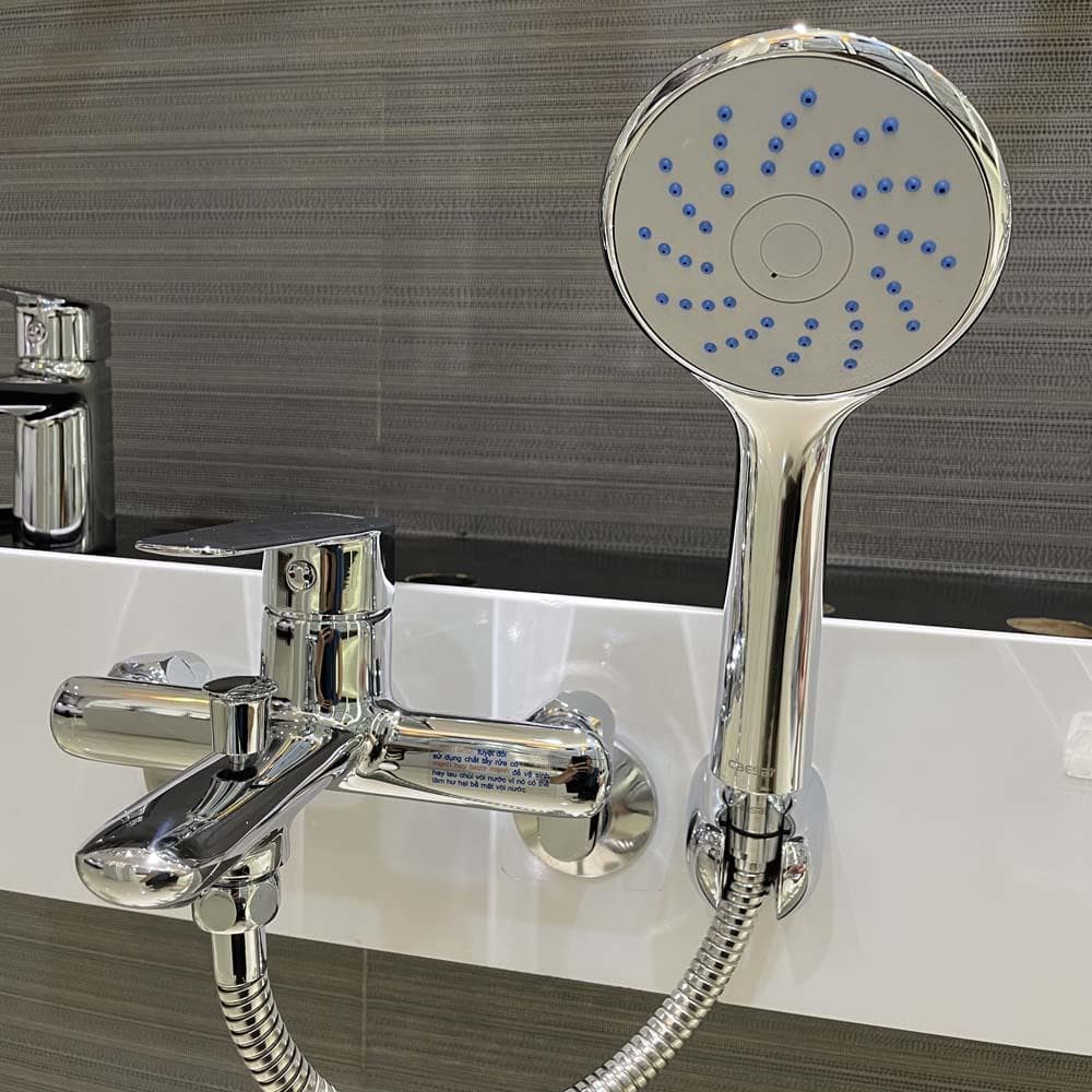 Bộ vòi sen tắm nóng lạnh Caesar S383C (Tay sen tắm xi)