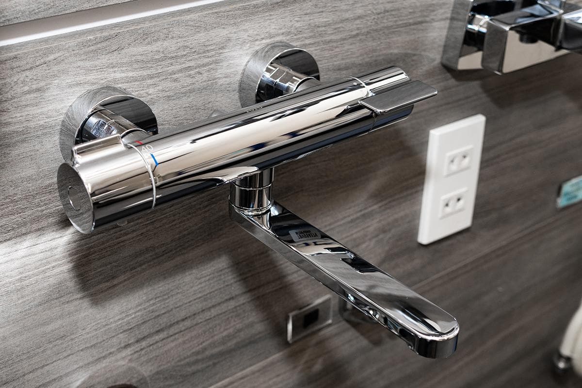 Sen tắm nhiệt độ GG Series TOTO TBV03427V