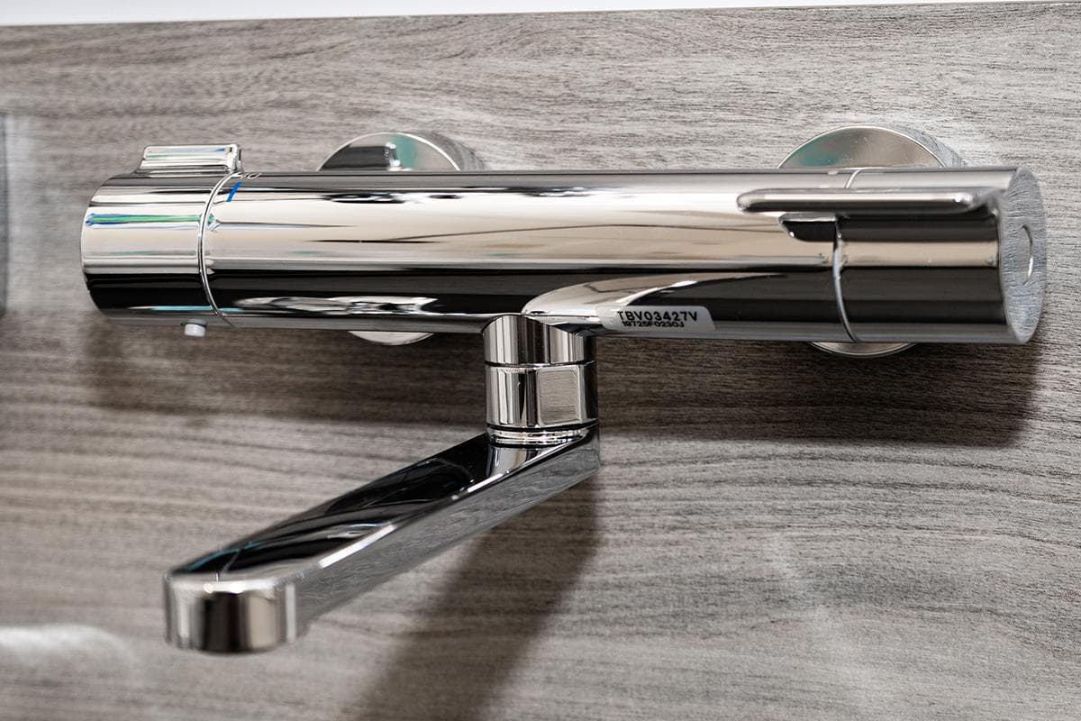 Sen tắm nhiệt độ GG Series TOTO TBV03427V