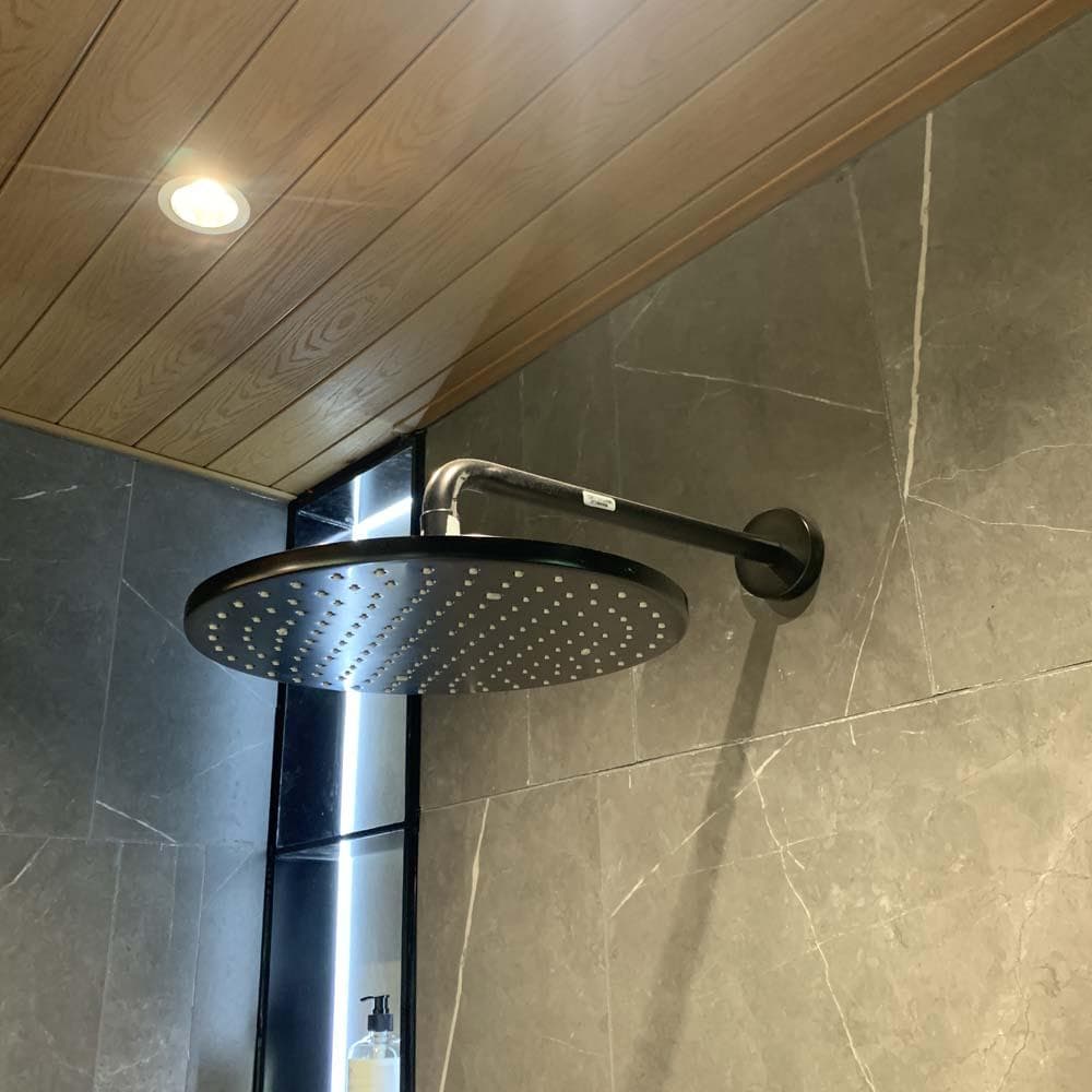 Bát sen tắm gắn tường TOTO TBW07003A (tròn, 300 mm)