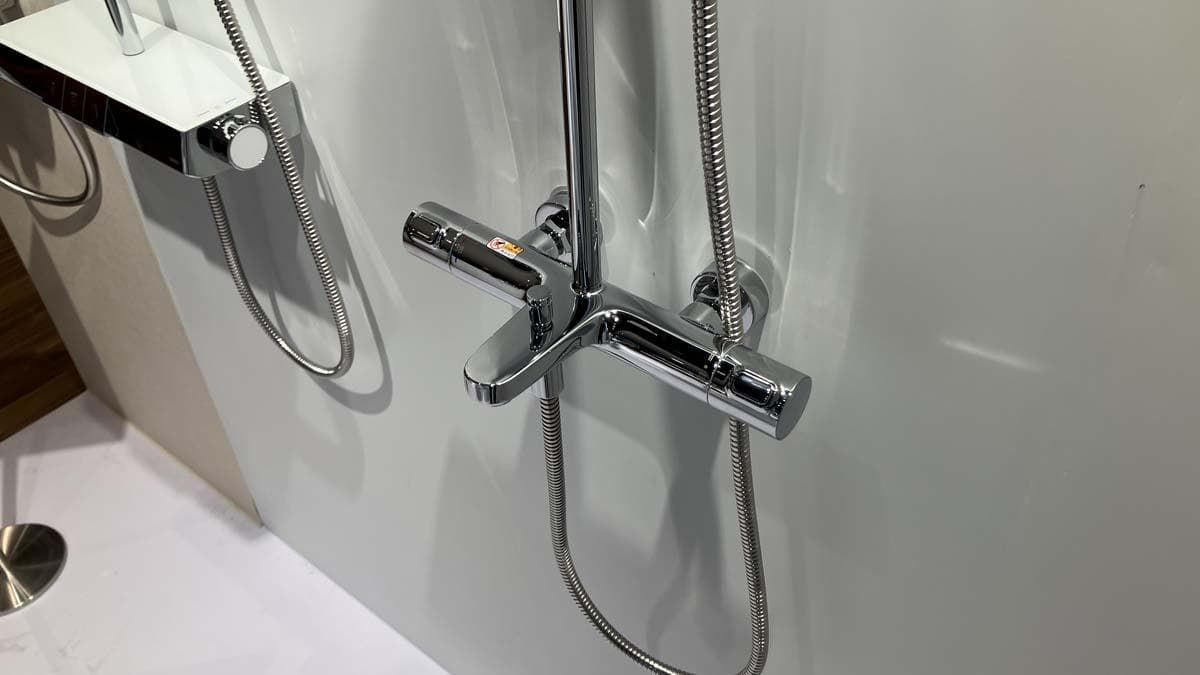 Sen cây nhiệt độ TOTO TBW11440V (kèm vòi xả bồn)