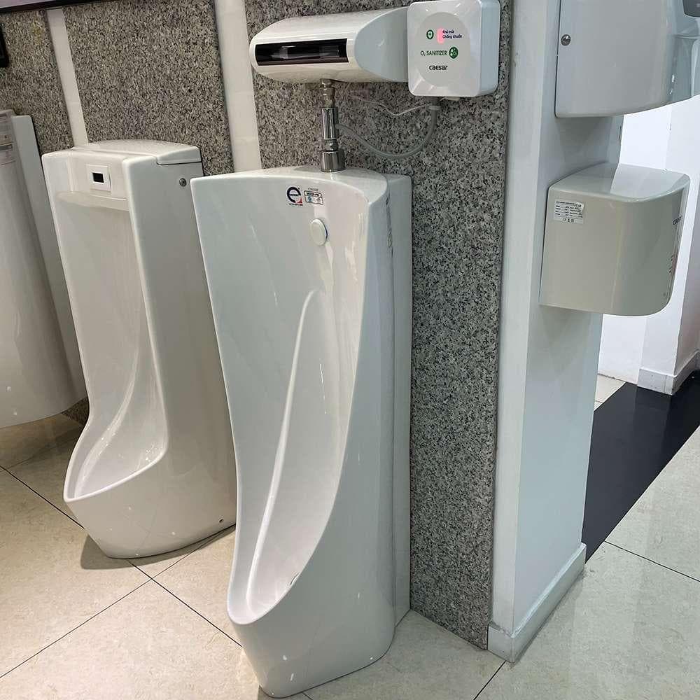 Bồn tiểu nam đặt sàn Caesar U0239