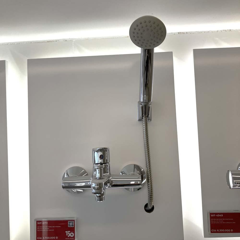 Sen tắm gắn tường American Standard WF-0711 (WF0711) nóng lạnh