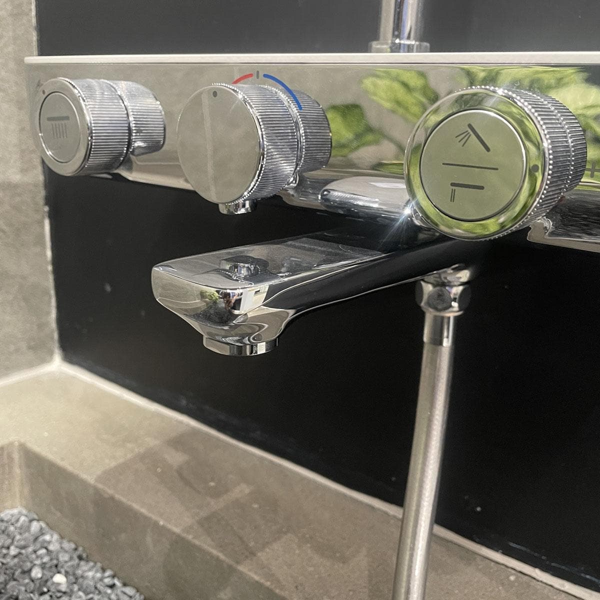 Sen tắm cây đứng cảm biến nhiệt American Standard EasySET WF-4956 (WF4956)