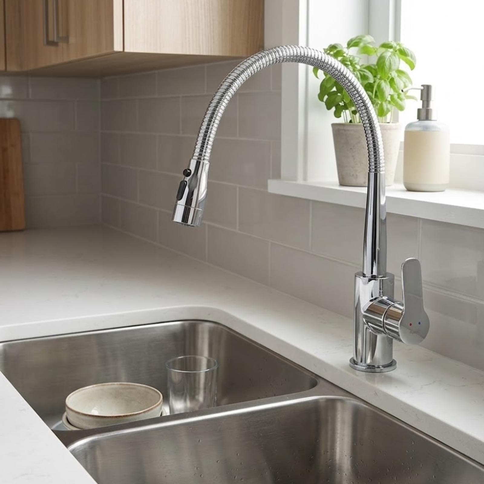 Vòi rửa chén nóng lạnh Inax SFV-303S