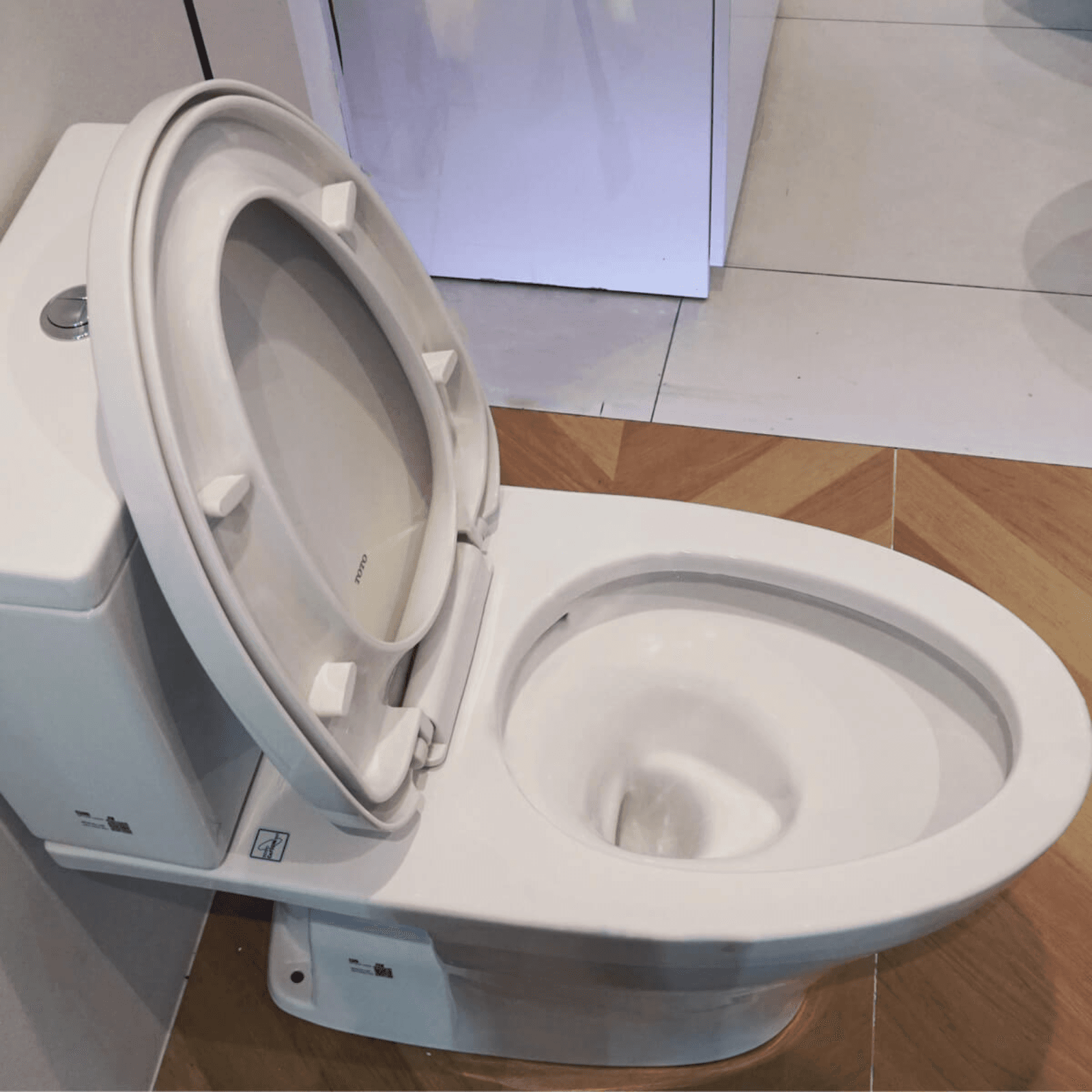 Bồn cầu 2 khối  TOTO CS326DT3#XW