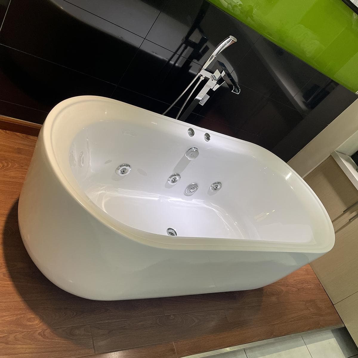 Bồn tắm đặt sàn có yếm Caesar MT0770