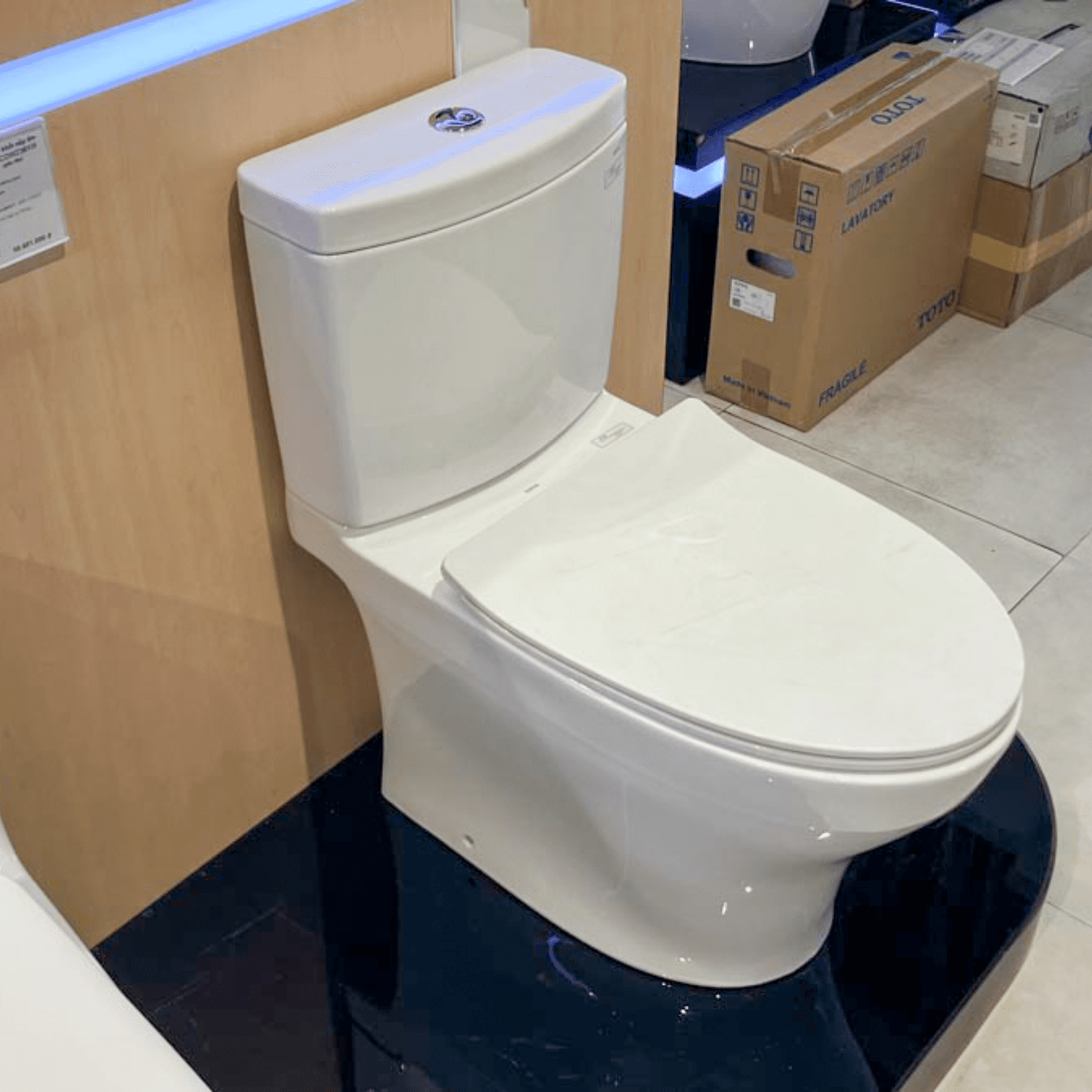 Bồn cầu 2 khối  TOTO CS769DRT8#XW